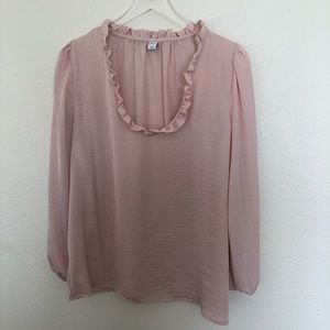 Beautiful Pink Top With a Ruffle Scoop Neck L